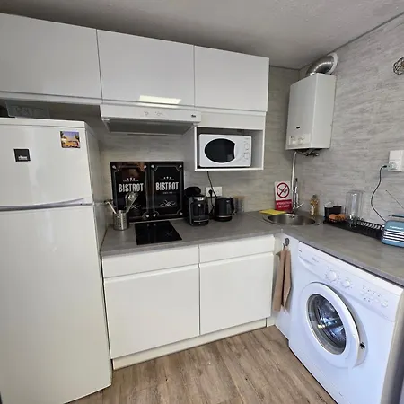 Bord De 4p Avec Parking Apartment Agde